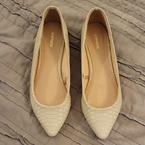 Express Beige Textured Women's Loafers